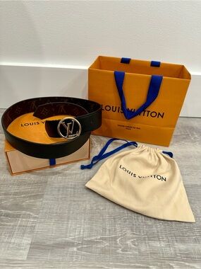 Louis Vuitton Black Epi Leather women’s Belt with Gold LV Buckle